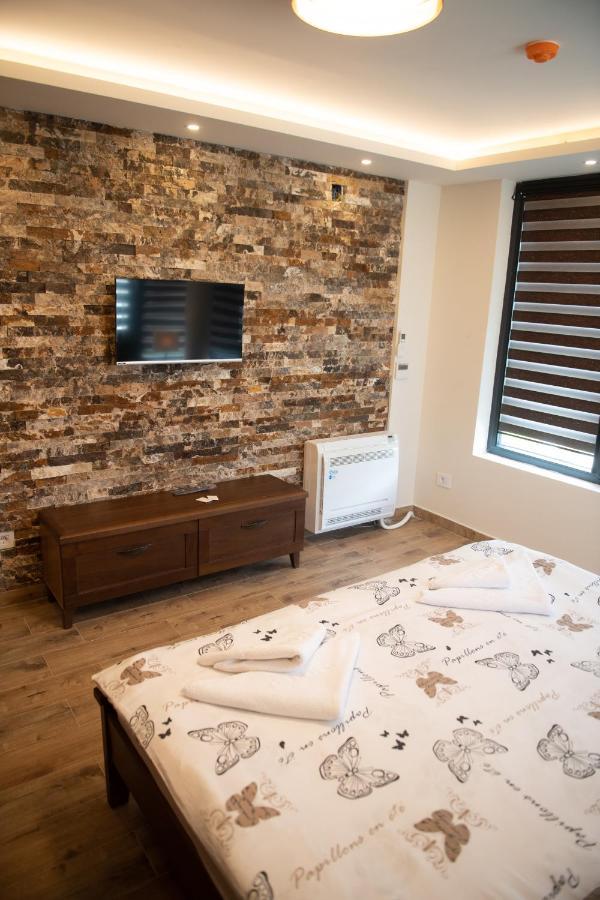 Zoo Misic Prenociste Hotel Vranje Ngoại thất bức ảnh