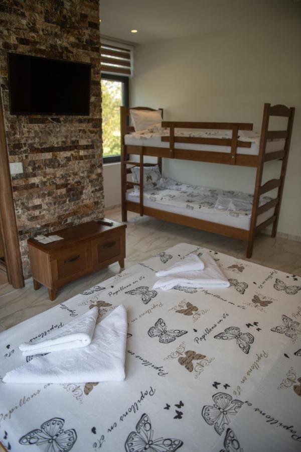 Zoo Misic Prenociste Hotel Vranje Ngoại thất bức ảnh
