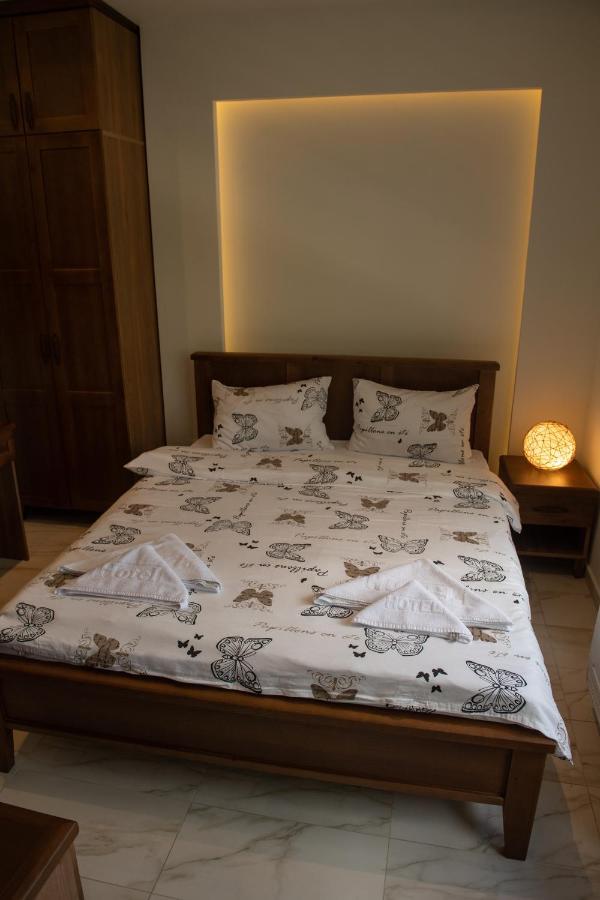 Zoo Misic Prenociste Hotel Vranje Ngoại thất bức ảnh