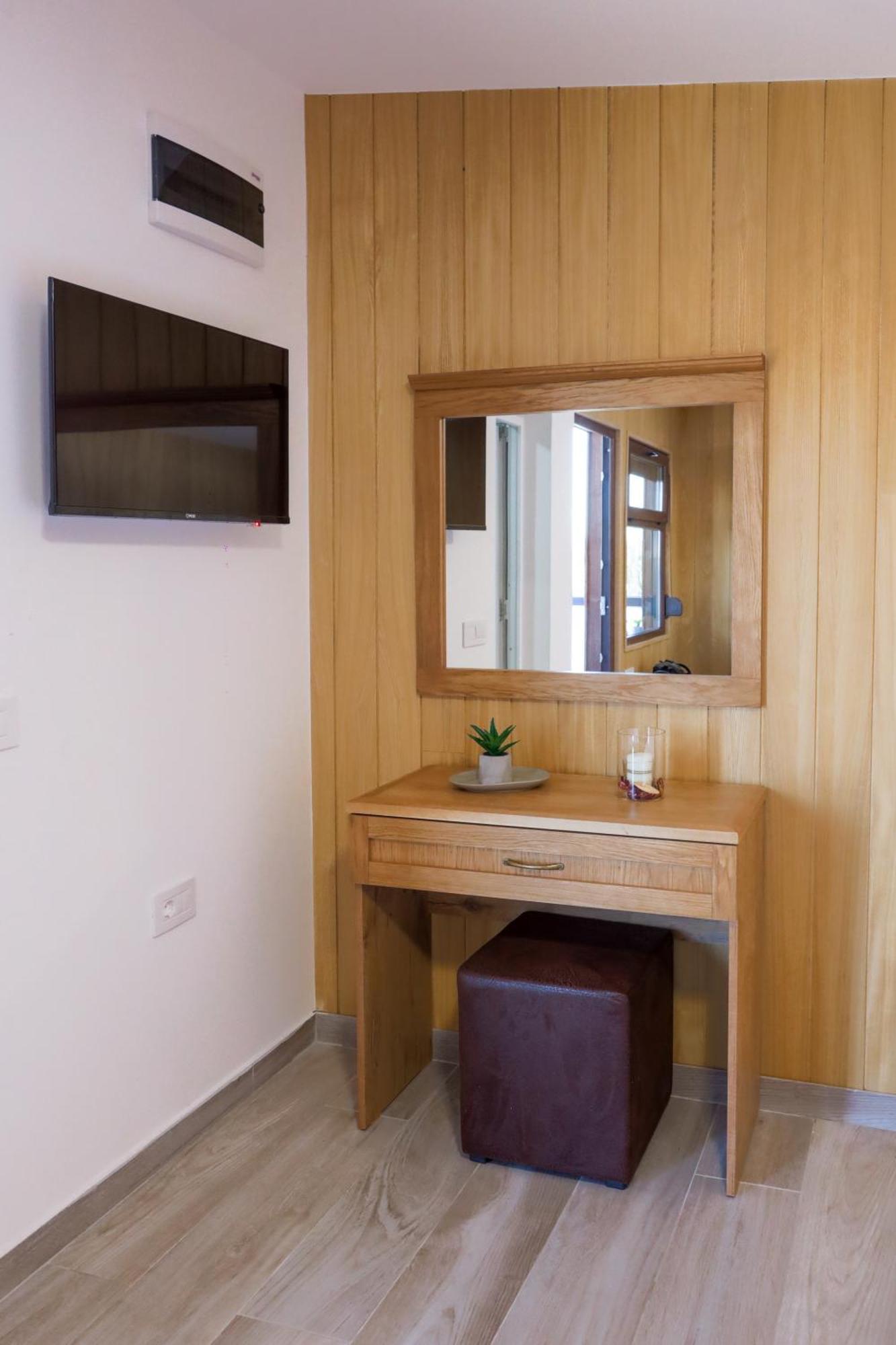 Zoo Misic Prenociste Hotel Vranje Ngoại thất bức ảnh